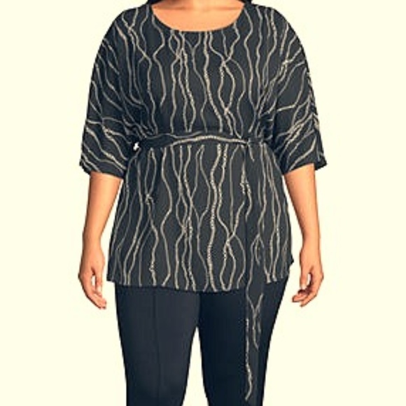 Meet your Posher, Ramona - Picture 2 of 2